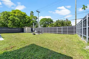 951 NE 155th Terrace, North Miami Beach, FL 33162 - Photo 19