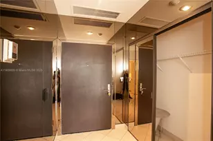 3000 Island Blvd, Aventura, FL 33160 - Photo 27