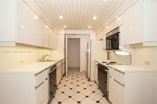 3000 Island Blvd, Aventura, FL 33160 - Photo 13