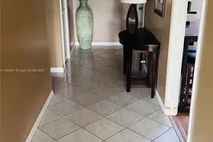 3150 N Palm Aire Dr, Pompano Beach, FL 33069 - Photo 5