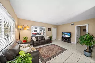 2010 Calais Dr, Miami Beach, FL 33141 - Photo 11