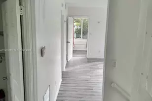 555 NE 70th St, Miami, FL 33138 - Photo 9