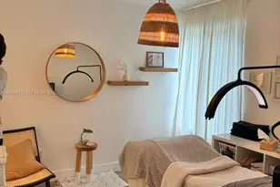 555 NE 70th St, Miami, FL 33138 - Photo 27