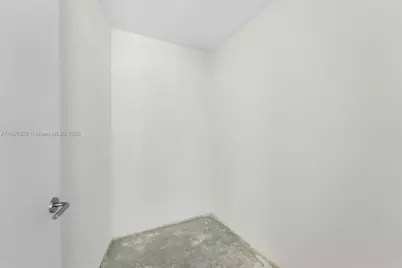 18555 Collins Ave #3205, Sunny Isles Beach, FL 33160 - Photo 33