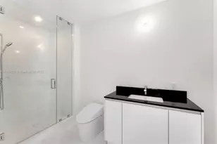 18555 Collins Ave, Sunny Isles Beach, FL 33160 - Photo 39