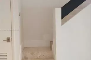 255 Poinciana Dr, Sunny Isles Beach, FL 33160 - Photo 15