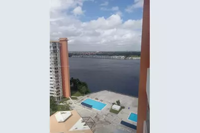 [Address not provided], Miami, FL 33179 - Photo 5