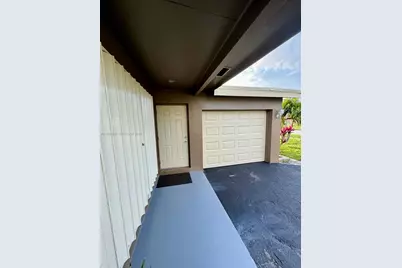 8670 NW 28th Pl #., Sunrise, FL 33322 - Photo 3