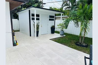 1940 NE 186th Dr, North Miami Beach, FL 33179 - Photo 37