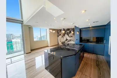 92 SW 3rd St #PH5213, Miami, FL 33130 - Photo 9