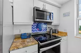 2889 McFarlane Rd, Miami, FL 33133 - Photo 9