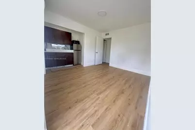 3200 SW 88th Pl #Back, Miami, FL 33165 - Photo 3
