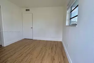 3200 SW 88th Pl, Miami, FL 33165 - Photo 5