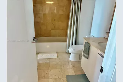 1800 N Bayshore Dr #2509, Miami, FL 33132 - Photo 11