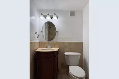 22 Salamanca Ave #201, Coral Gables, FL 33134 - Photo 5