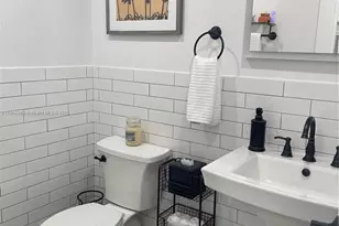 3505 S Ocean Dr, Hollywood, FL 33019 - Photo 9