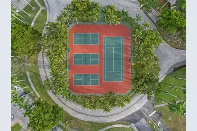 8000 N Sunrise Lakes Dr #207, Sunrise, FL 33322 - Photo 31