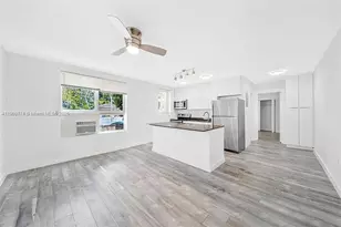1036 SW 5th St, Miami, FL 33130 - Photo 1