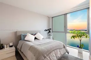 1331 Brickell Bay Dr, Miami, FL 33131 - Photo 21