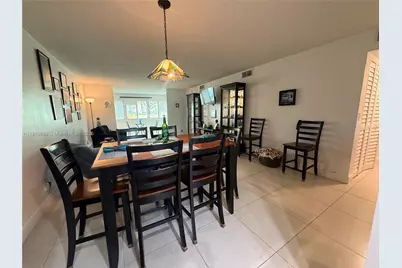 9741 Sunrise Lakes Blvd #107, Sunrise, FL 33322 - Photo 15