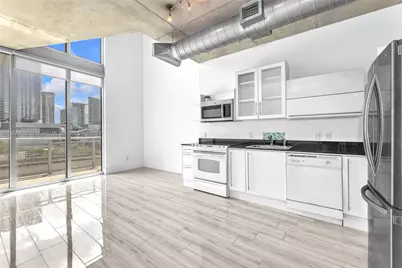 690 SW 1st Court #1008, Miami, FL 33130 - Photo 7