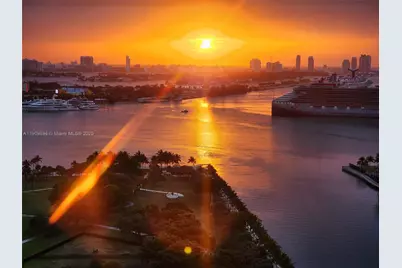 900 Biscayne Blvd #2602, Miami, FL 33132 - Photo 3