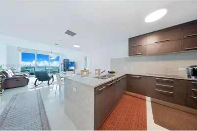 900 Biscayne Blvd #2602, Miami, FL 33132 - Photo 3