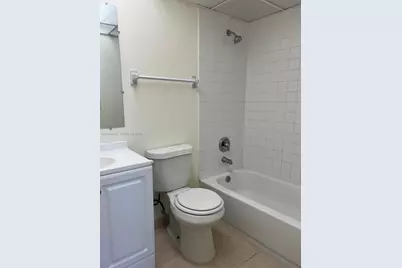 7900 S Colony Cir S #308, Tamarac, FL 33321 - Photo 7