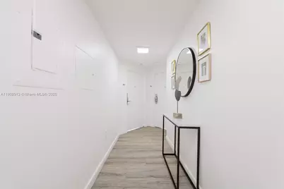 2889 McFarlane Rd #1512, Coconut Grove, FL 33133 - Photo 17