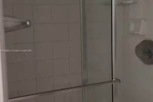 6055 W 19th Ave, Hialeah, FL 33012 - Photo 7