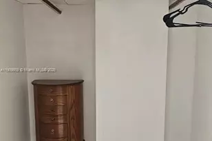 2025 NE 164th St, North Miami Beach, FL 33162 - Photo 7