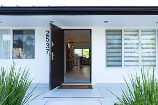 2537 SE 10th Ct, Pompano Beach, FL 33062 - Photo 7