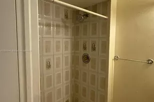 438 NE 210th Cir Terrace, Miami, FL 33179 - Photo 13