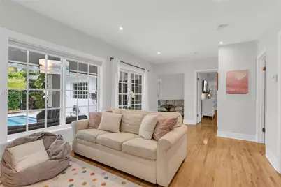 1536 Alegriano Ave, Coral Gables, FL 33146 - Photo 15