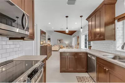 1536 Alegriano Ave, Coral Gables, FL 33146 - Photo 13