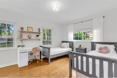 1536 Alegriano Ave, Coral Gables, FL 33146 - Photo 21