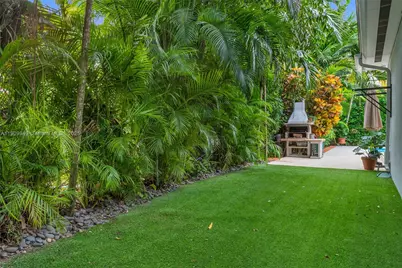 1536 Alegriano Ave, Coral Gables, FL 33146 - Photo 33