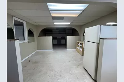 1001 W Midway Rd, Fort Pierce, FL 34982 - Photo 17