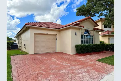 104 Danielle Ct, Weston, FL 33326 - Photo 3