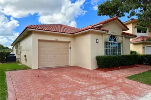 104 Danielle Ct, Weston, FL 33326 - Photo 3