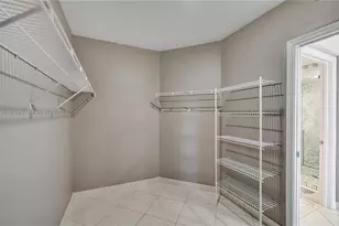 3600 Yacht Club Dr, Aventura, FL 33180 - Photo 37