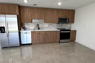 14577 SW 261 St Ter, Homestead, FL 33032 - Photo 3