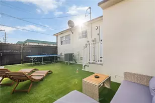 4421 NW 9th St, Miami, FL 33126 - Photo 17