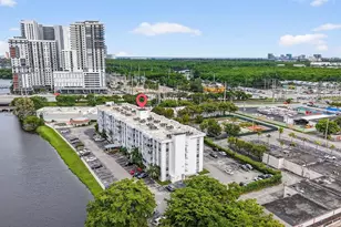 16465 NE 22nd Ave, North Miami Beach, FL 33160 - Photo 31