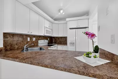 16465 NE 22nd Ave #116, North Miami Beach, FL 33160 - Photo 5