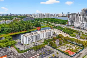 16465 NE 22nd Ave, North Miami Beach, FL 33160 - Photo 37