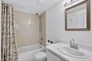 16465 NE 22nd Ave, North Miami Beach, FL 33160 - Photo 21