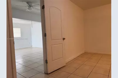 2412 NW 34th St #3, Miami, FL 33142 - Photo 9