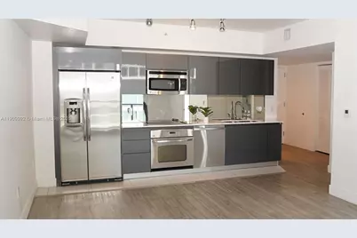 31 SE 6th St #1108, Miami, FL 33131 - Photo 3