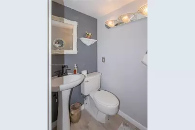 501 Three Islands Blvd #517, Hallandale Beach, FL 33009 - Photo 9